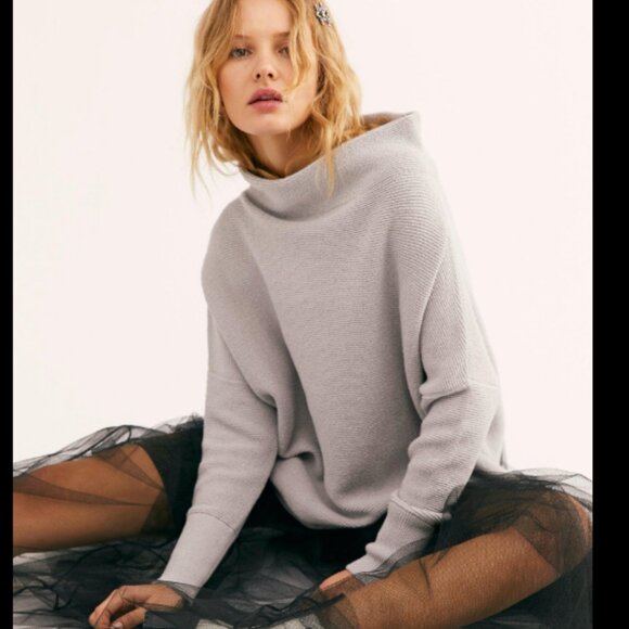 Free People Sweaters - Free people Grey Ottoman Sweater szM